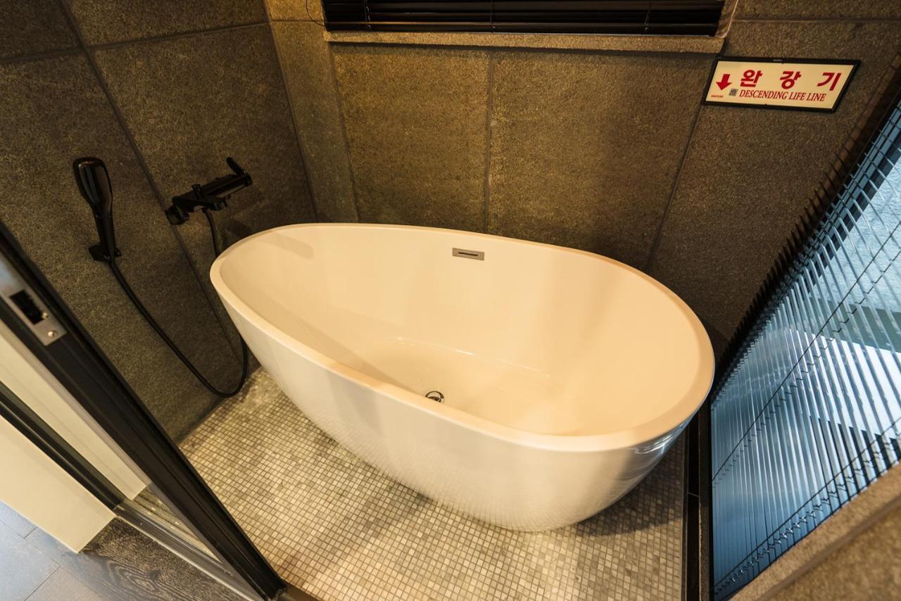 Hotel The May Jongno Seoul Exterior photo