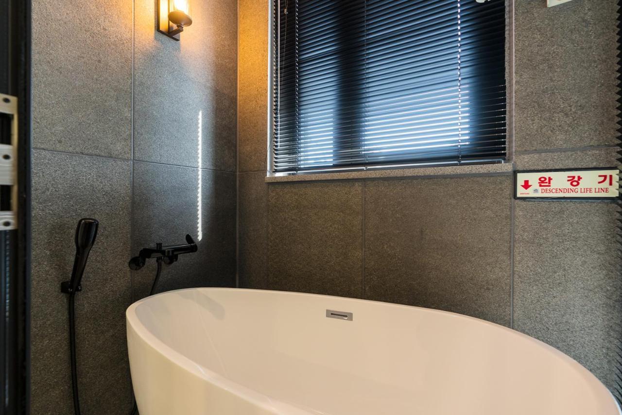 Hotel The May Jongno Seoul Exterior photo
