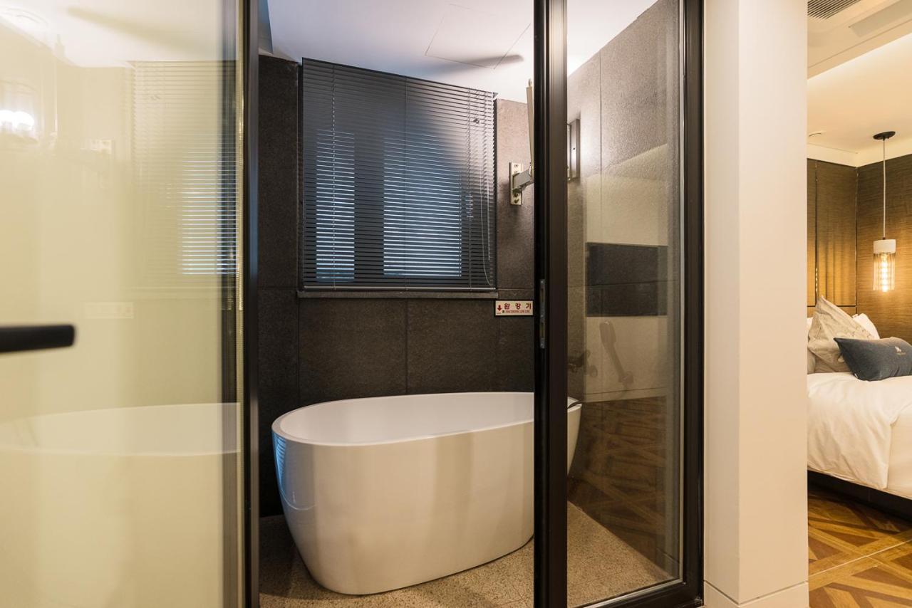 Hotel The May Jongno Seoul Exterior photo